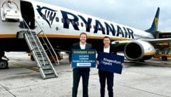 Ryanair-CEO Andreas Gruber und Flughafen-Geschäftsführer Maximilian Wildt haben große Pläne. (Bild: Krone Archiv)