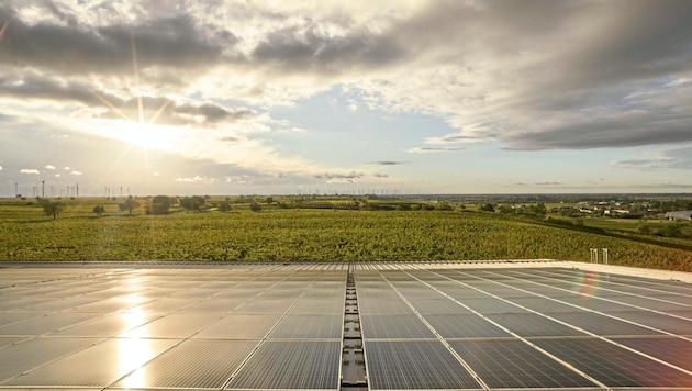 Umfangreiche Garantien sichern Ihre Investition langfristig ab – für mehr Zuverlässigkeit und Qualität Ihrer PV-Anlage. (Bild: Krone Sonne)