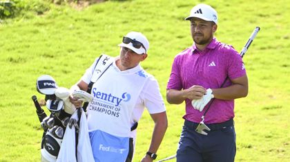 Schauffele withdraws from Tournament of Champions due to injury, Morikawa leads