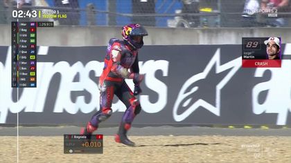 ‘Really strange!’ – Martin gets ‘timing all wrong’ and crashes but still takes pole