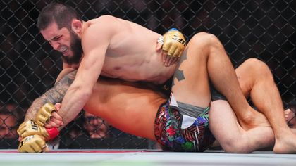 ‘Showing all the heart’ - Islam Makhachev submits Dustin Poirier in fifth round