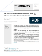 Open Versus Closed View Autorefraction in Young Adults