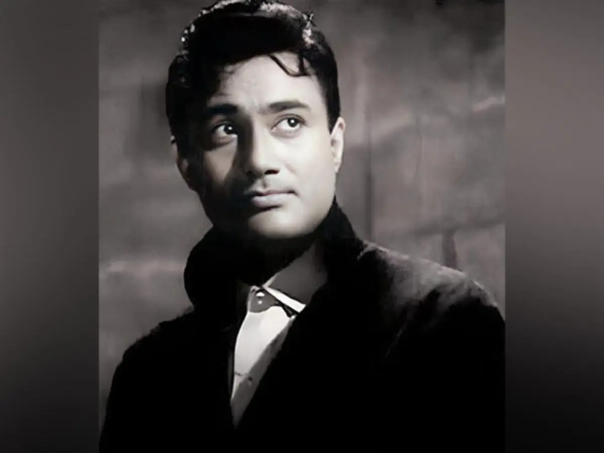 Dev-Anand-The-Timeless-Icon-of-Indian-Cinema.webp