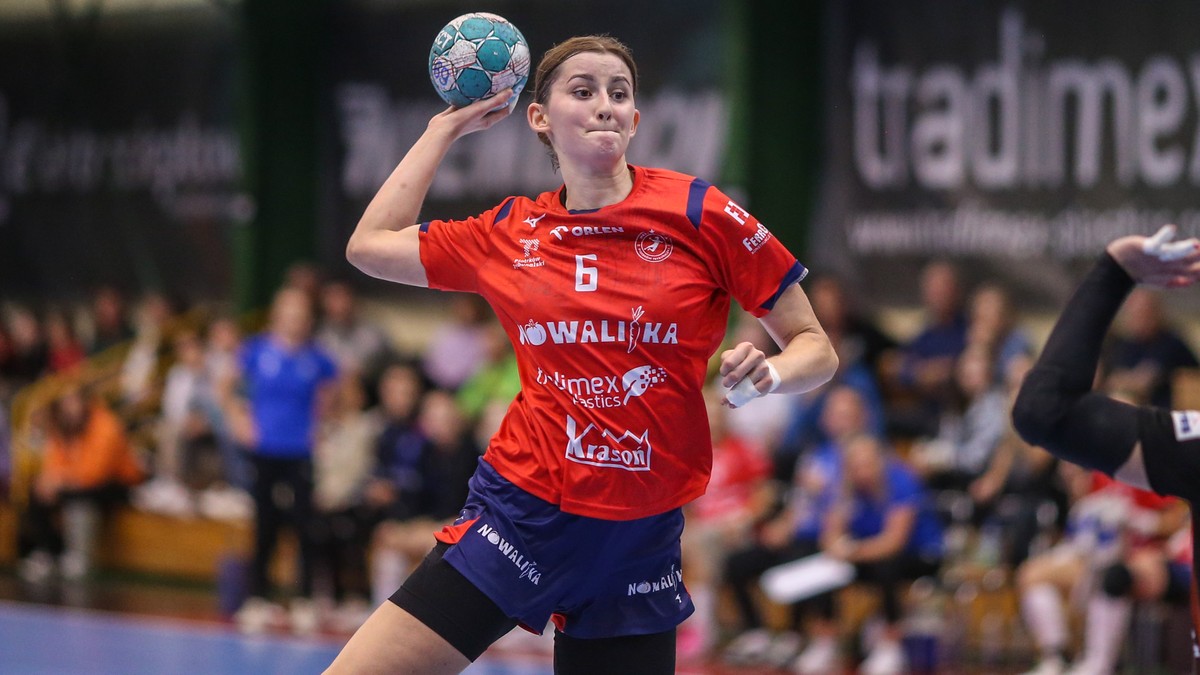 ORLEN Superliga Kobiet: Piotrcovia Piotrków Trybunalski - MKS FunFloor Lublin. Relacja na żywo