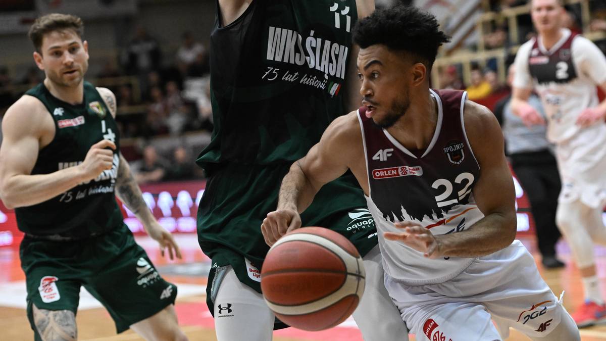 ORLEN Basket Liga: WKS Śląsk Wrocław - PGE Spójnia Stargard. Relacja na żywo