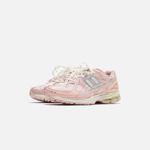 New Balance 1906 - Shell Pink