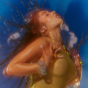 Zdjęcia dla 'Kali Uchis'