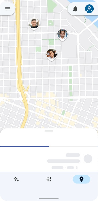 A IU do Family Link destaca os alfinetes de localização dos membros da família no Google Maps.