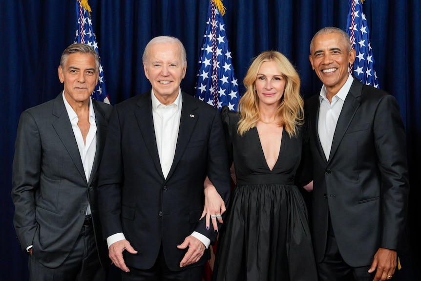 Joe Biden, George Clooney, Julia Roberts and Barack Obama stand side-by-side.