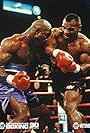 Evander Holyfield and Mike Tyson in Tyson vs Holyfield I (1996)