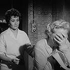 Brenda de Banzie and Joan Plowright in The Entertainer (1960)