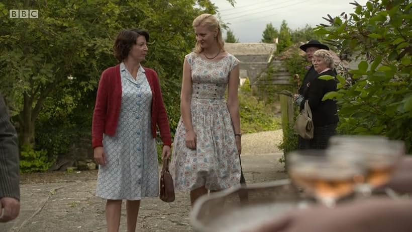 Katherine Dow Blyton, Sorcha Cusack, Mark Williams, and Kasia Koleczek in Father Brown (2013)