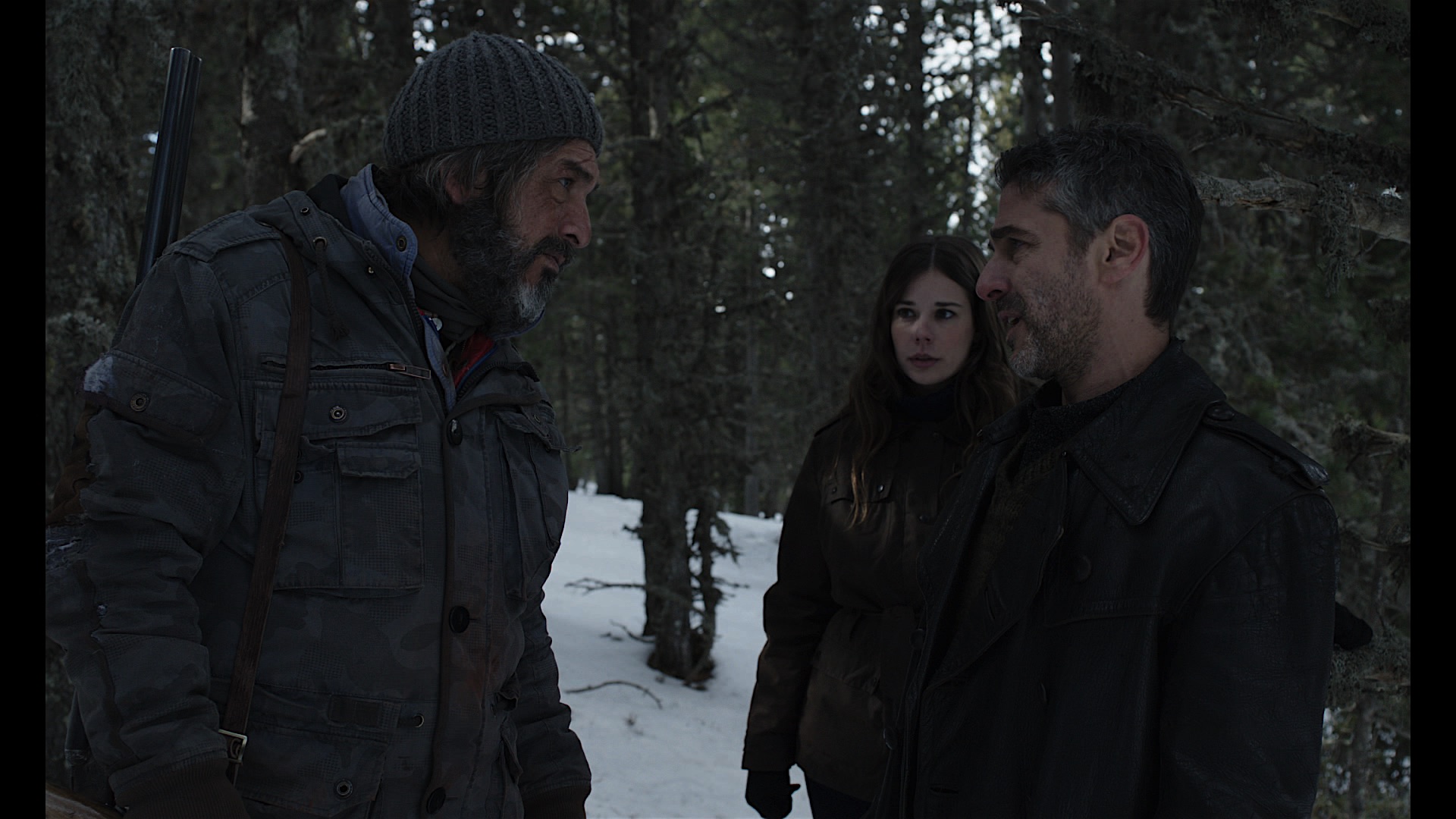 Ricardo Darín, Leonardo Sbaraglia, and Laia Costa in Black Snow (2017)