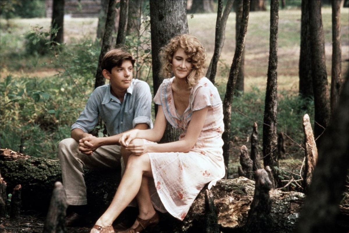 Laura Dern and Lukas Haas in Rambling Rose (1991)