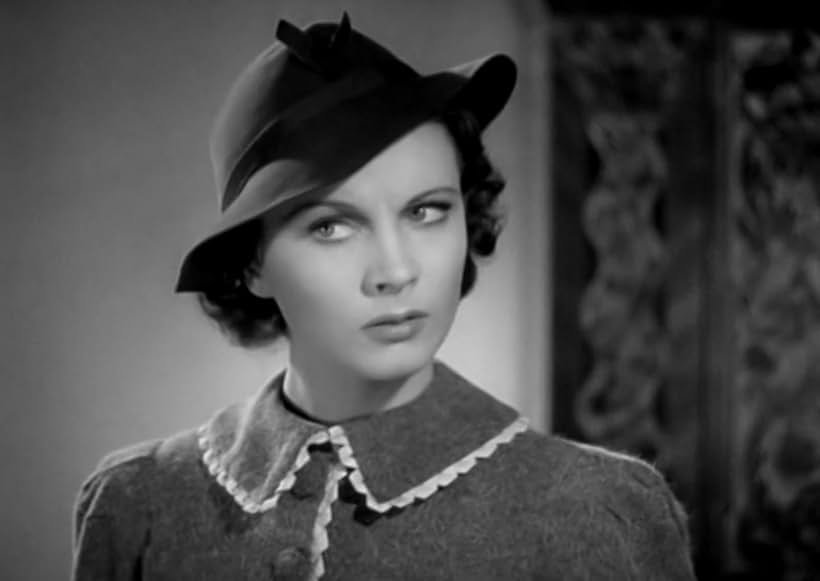 Vivien Leigh in Storm in a Teacup (1937)