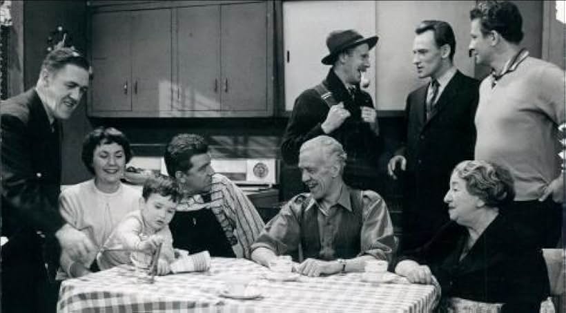 Amanda Alarie, Émile Genest, Paul Guèvremont, Doris Lussier, Jean-Louis Roux, and Pierre Valcour in La famille Plouffe (1953)