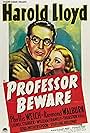 Harold Lloyd and Phyllis Welch in Der gejagte Professor (1938)