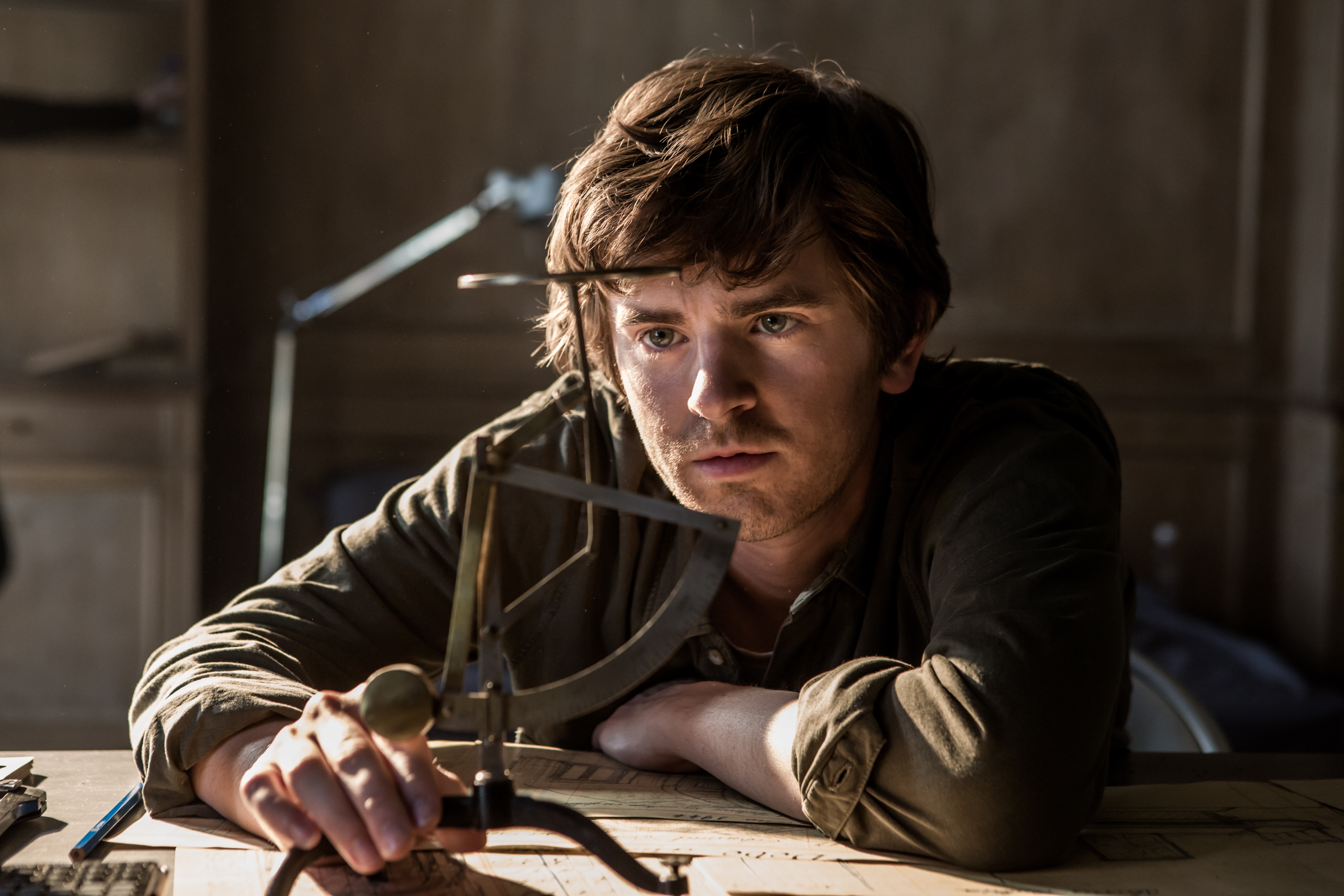 Freddie Highmore in The Vault (2021)