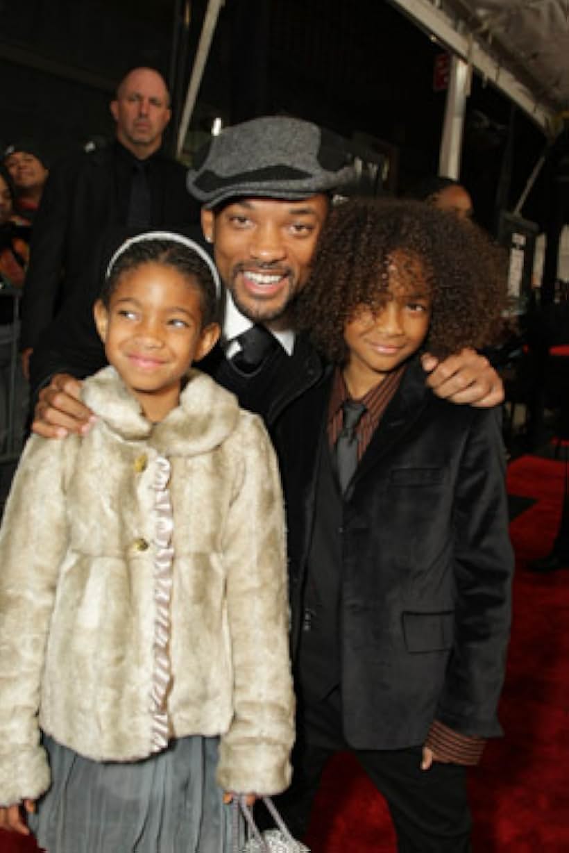 Will Smith, Jaden Smith, and Willow Smith at an event for The Day the Earth Stood Still (2008)