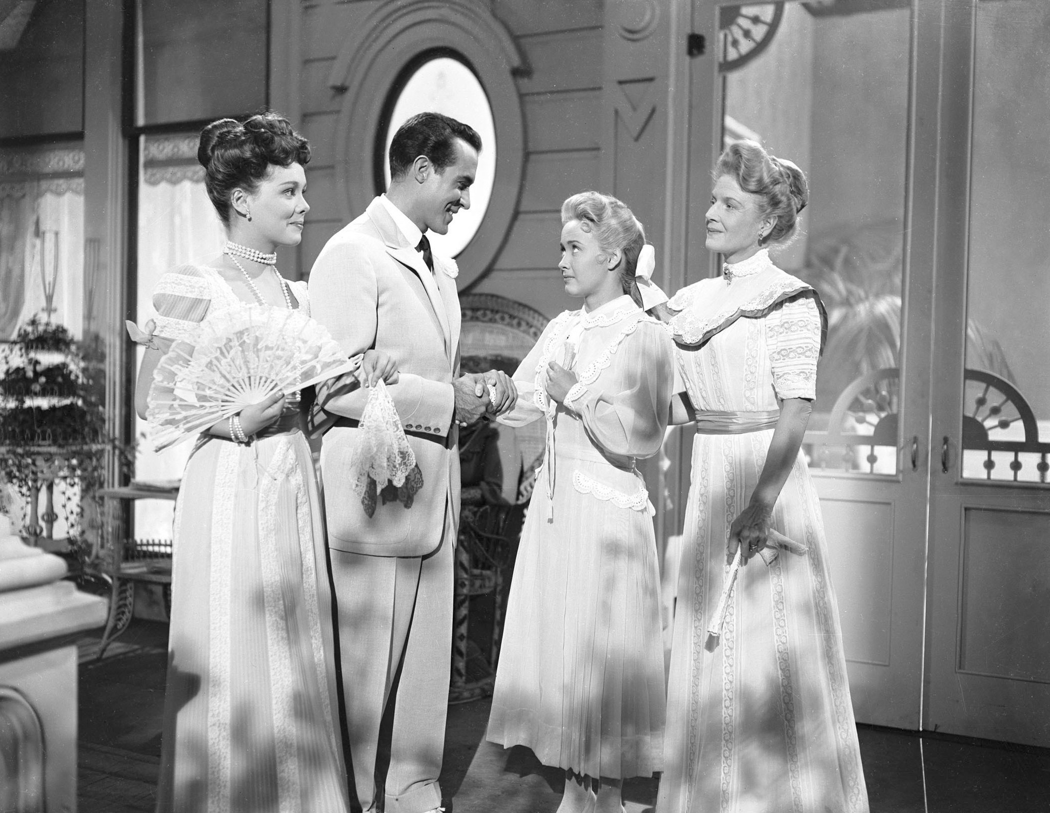Ricardo Montalban, Jane Powell, Ann Harding, and Phyllis Kirk in Two Weeks with Love (1950)