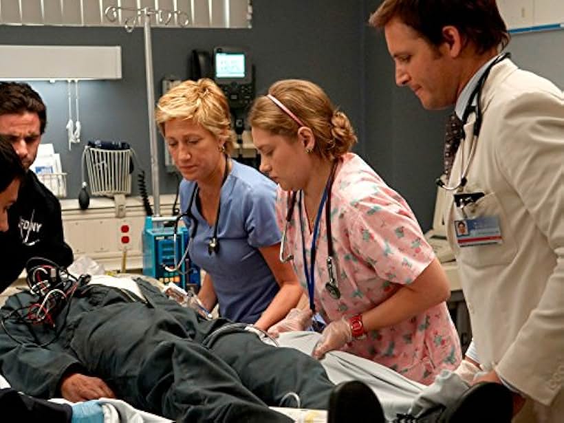 Peter Facinelli, Edie Falco, and Merritt Wever in Nurse Jackie (2009)