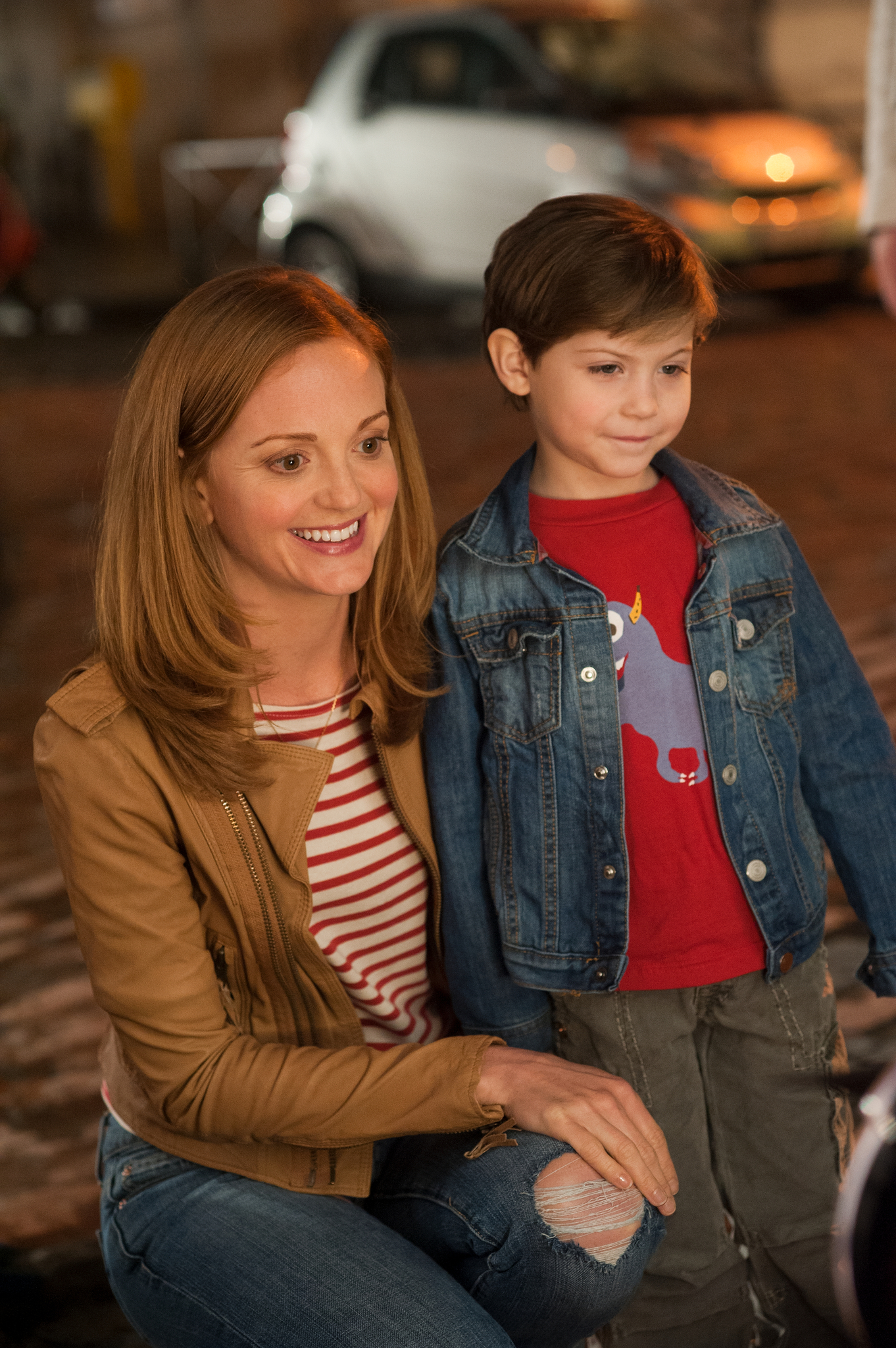 Jayma Mays and Jacob Tremblay in The Smurfs 2 (2013)