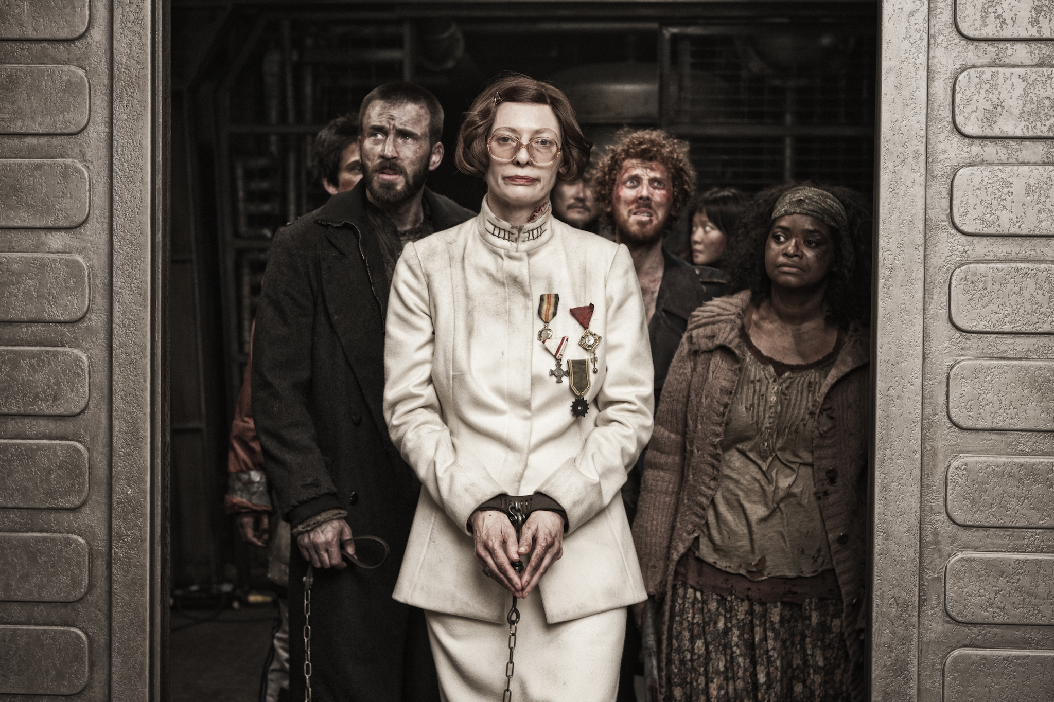 Ewen Bremner, Chris Evans, Song Kang-ho, Octavia Spencer, Tilda Swinton, Ko Ah-sung, and Luke Pasqualino in Snowpiercer (2013)