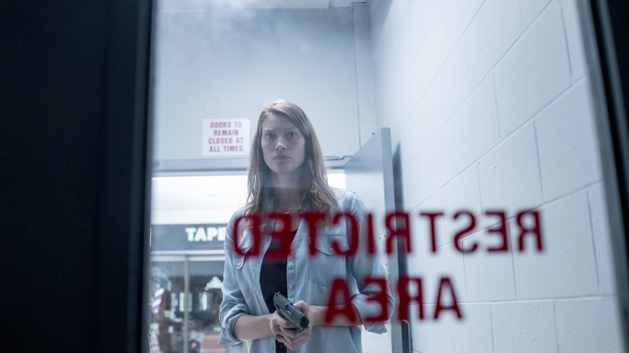 Alyssa Sutherland in The Mist (2017)