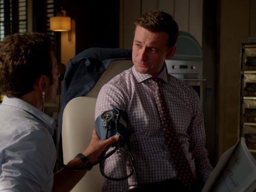 Callum Blue and Mark Feuerstein in Royal Pains (2009)