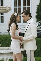 Leighton Meester and Ed Westwick in Gossip Girl (2007)