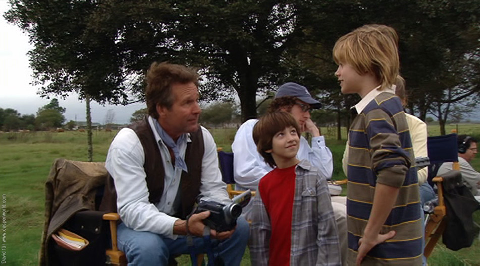 Photo still from "Paradise Texas".  Timothy Bottoms, Emilio Mazur, Dylan Patton.