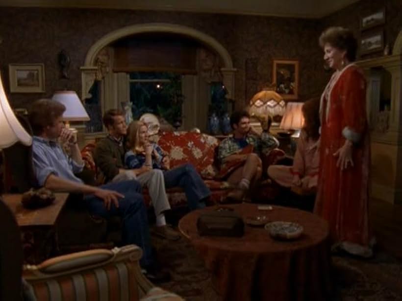 Olympia Dukakis, Laura Linney, Colin Ferguson, Paul Hopkins, and Whip Hubley in More Tales of the City (1998)