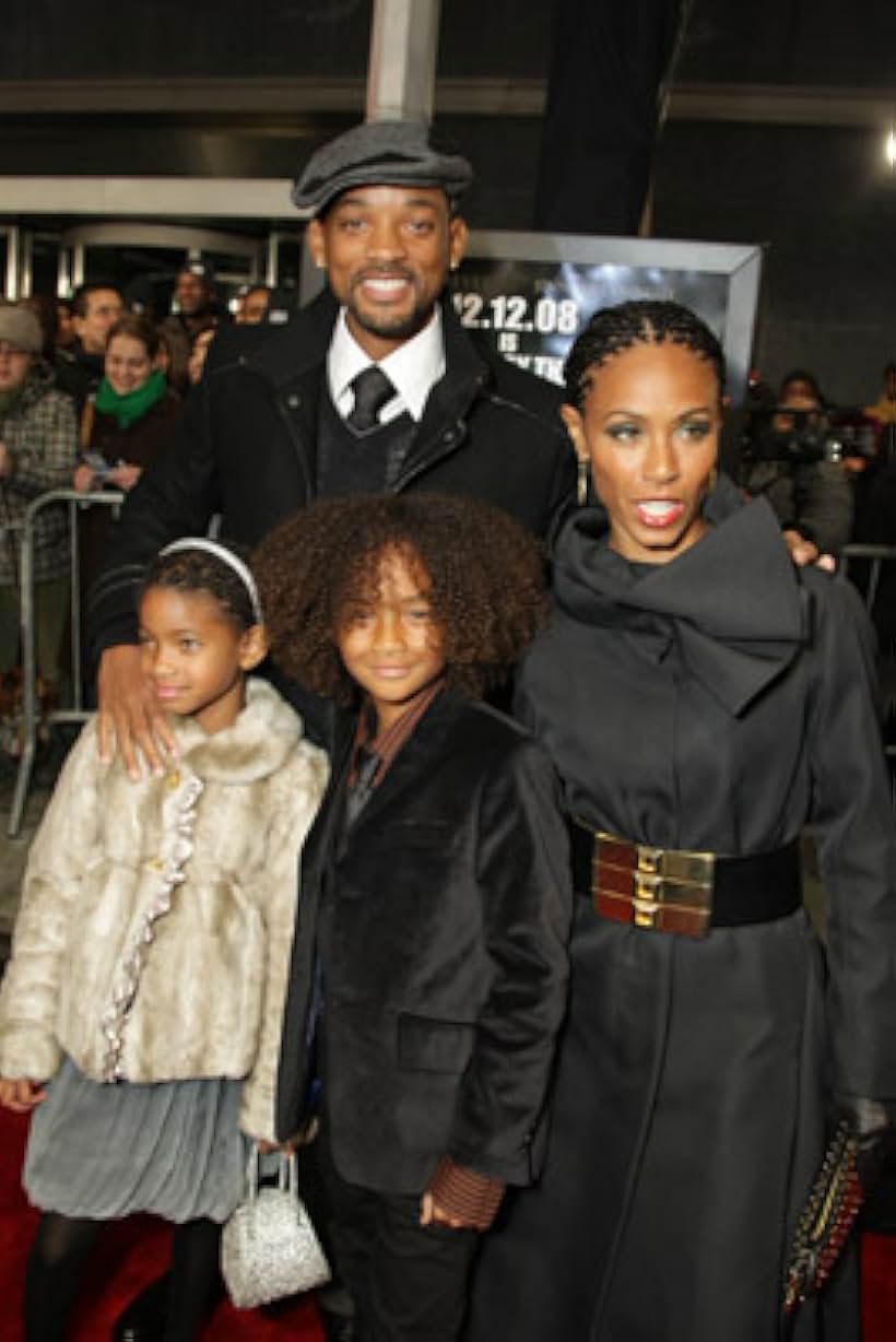 Will Smith, Jada Pinkett Smith, Jaden Smith, and Willow Smith at an event for The Day the Earth Stood Still (2008)