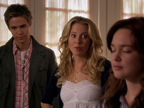 Chris Olivero, Chelan Simmons, and April Matson in Kyle XY (2006)