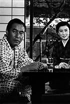 Shin Saburi and Fujiko Yamamoto in Flor de equinoccio (1958)