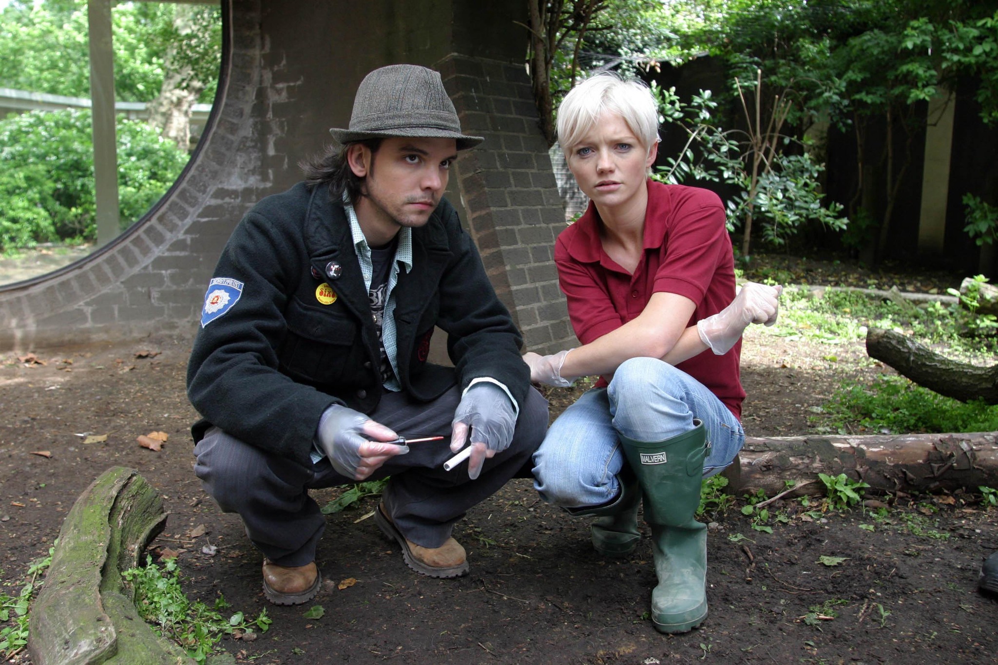 Andrew Lee Potts and Hannah Spearritt in Primeval (2007)