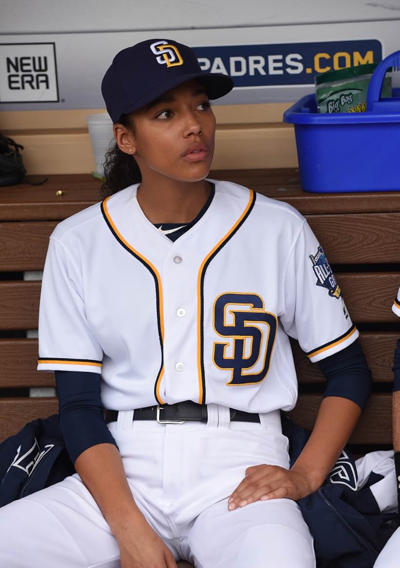 Kylie Bunbury in Pitch (2016)