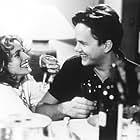 Tim Robbins and Julia Roberts in Ready to Wear (1994)