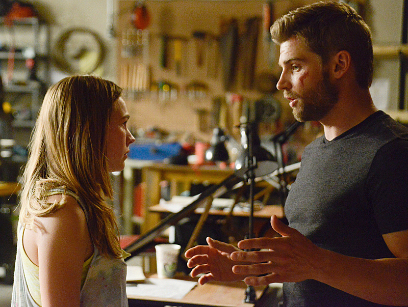 Mike Vogel and Britt Robertson in Under the Dome (2013)