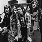 Paul McCartney, Denny Laine, Linda McCartney, Denny Seiwell, Wings, and Henry McCullough