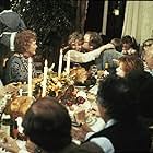 Michael Caine, Mia Farrow, Barbara Hershey, Maureen O'Sullivan, Dianne Wiest, and Lloyd Nolan in Hannah and Her Sisters (1986)