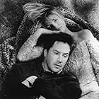 Cameron Diaz and Keanu Reeves in Feeling Minnesota (1996)