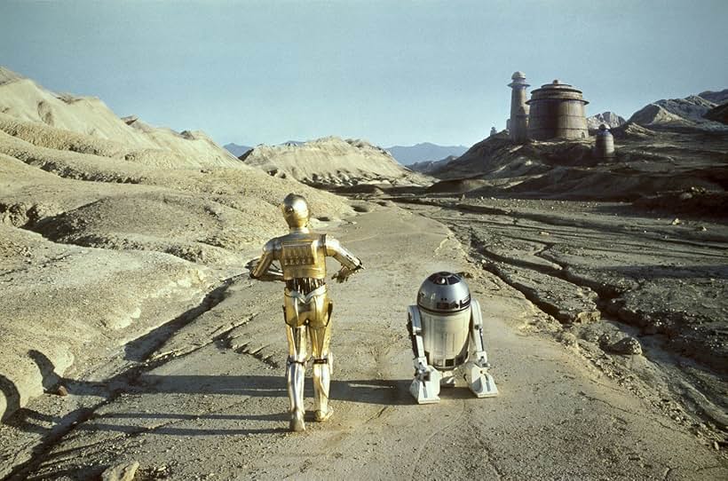 Anthony Daniels and Kenny Baker in Star Wars: Episode VI - Return of the Jedi (1983)