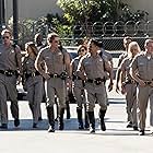 Michael Peña, Dax Shepard, Ryan Hansen, Jess Rowland, Jessica McNamee, and Rosa Salazar in CHIPS (2017)