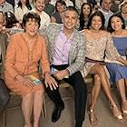 Alfonso DiLuca, Ivonne Coll, Jaime Camil, Andrea Navedo, Gina Rodriguez, Justin Baldoni - 2019 - Jane the Virgin