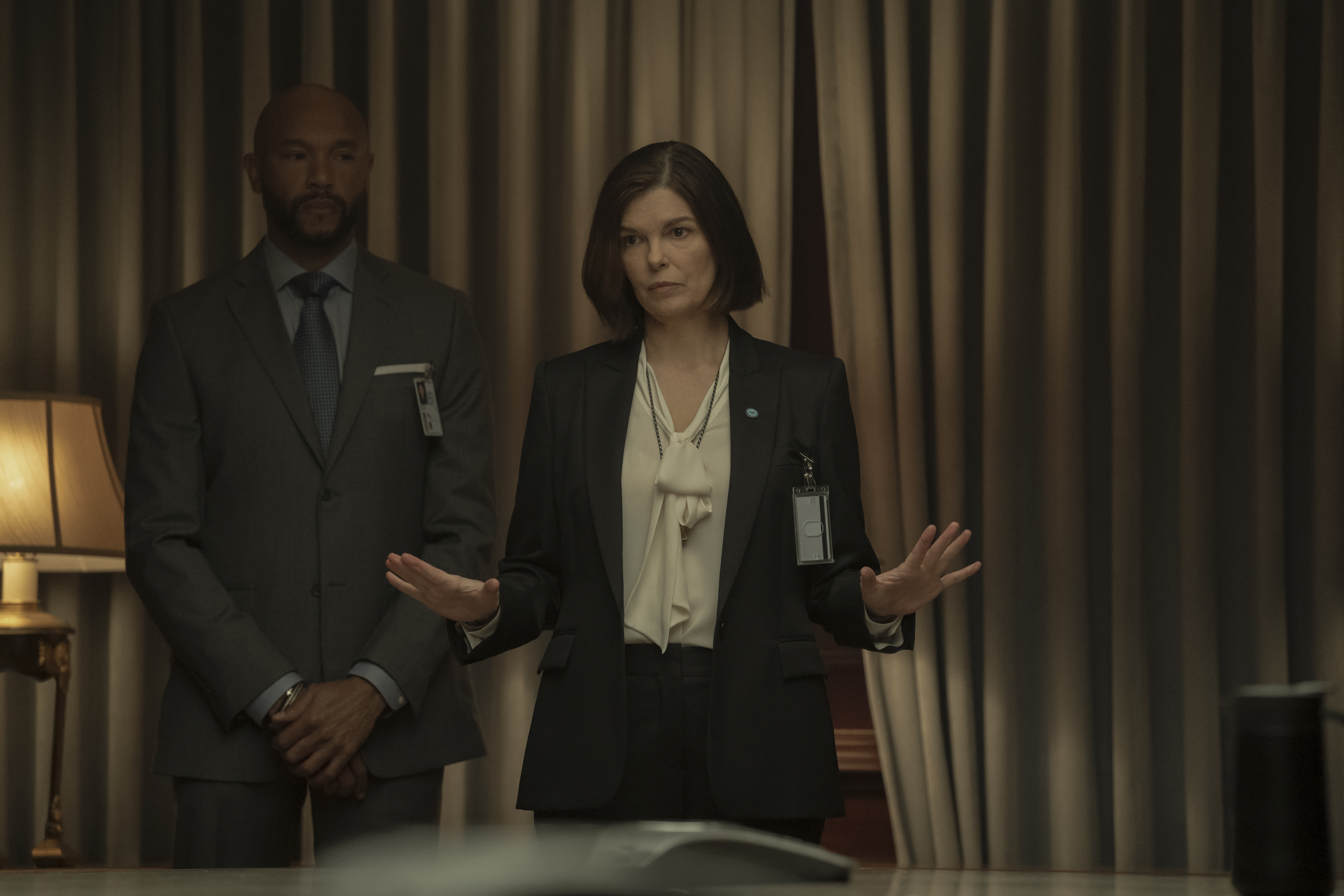 Jeanne Tripplehorn and Stephen Bishop in The Terminal List (2022)
