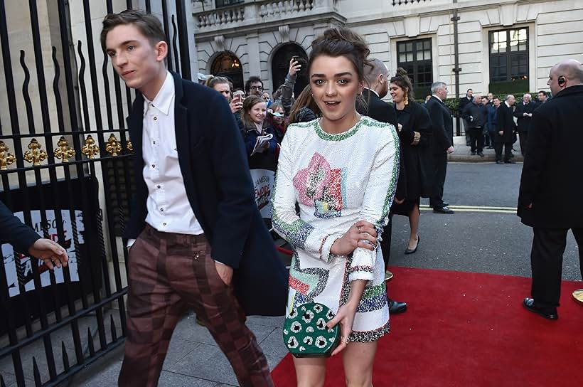 Bill Milner and Maisie Williams