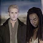 Peter Facinelli and Edi Gathegi in Twilight (2008)