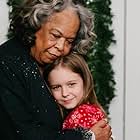 Izabela Vidovic and Della Reese on set of Christmas Angel