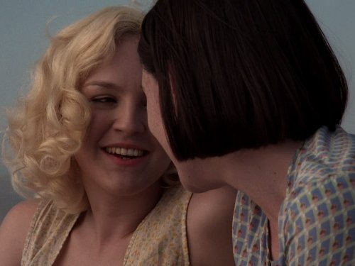 Clea DuVall and Carla Gallo in Carnivàle (2003)